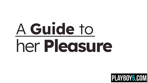 Black MILF Jenna Fox solo masturbation session with an orgasm